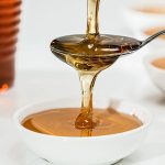 Todos los usos de la miel en gastronomía que no conocías y las increíbles propiedades de este alimento